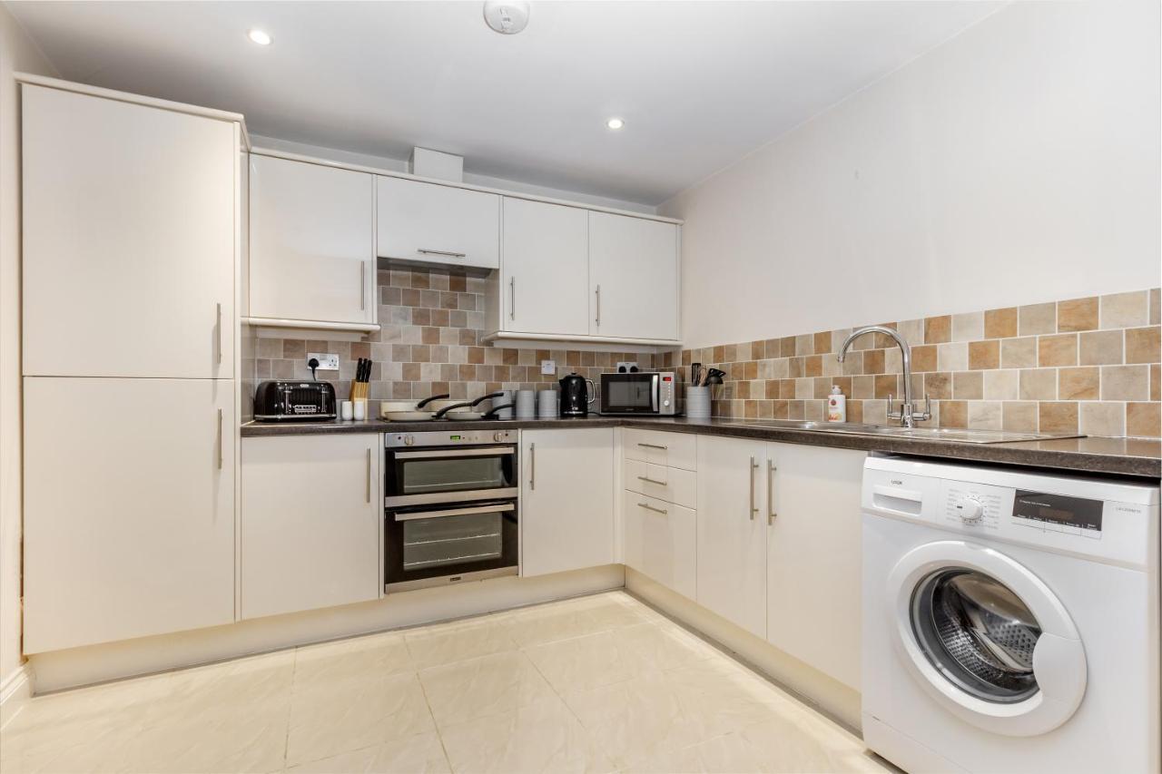 Host & Stay - Hillbrook House Apartment Great Malvern Ngoại thất bức ảnh