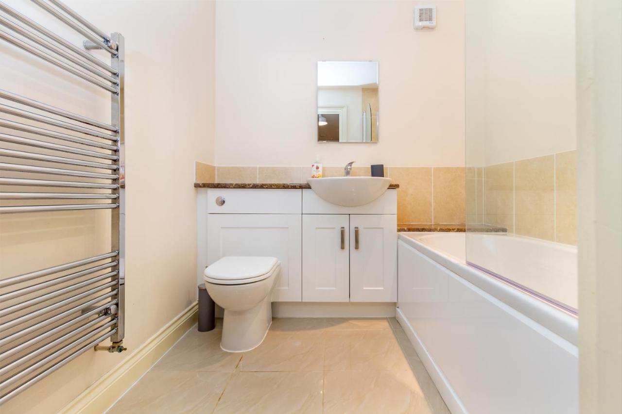 Host & Stay - Hillbrook House Apartment Great Malvern Ngoại thất bức ảnh