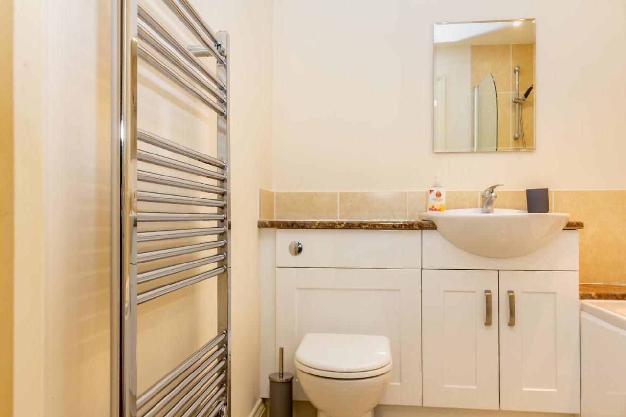 Host & Stay - Hillbrook House Apartment Great Malvern Ngoại thất bức ảnh