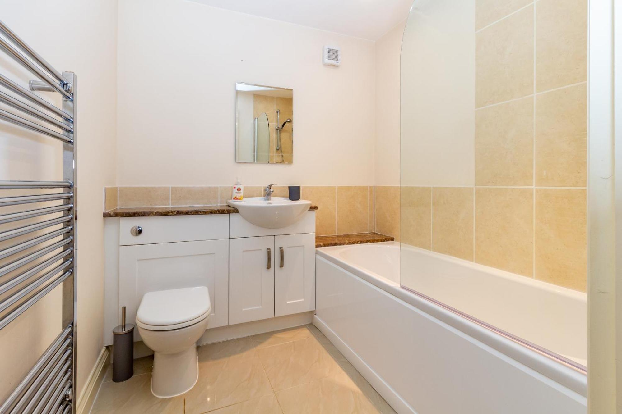 Host & Stay - Hillbrook House Apartment Great Malvern Phòng bức ảnh